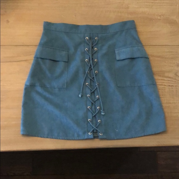 mini skirt - Picture 1 of 5